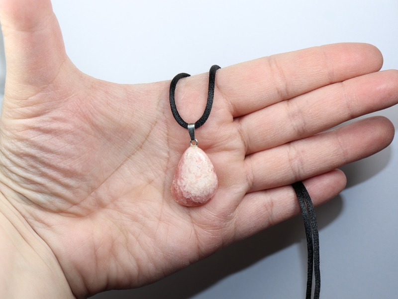 rhodochrosite with cord or silver 925