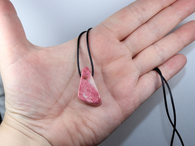 thulite with cord or silver 925