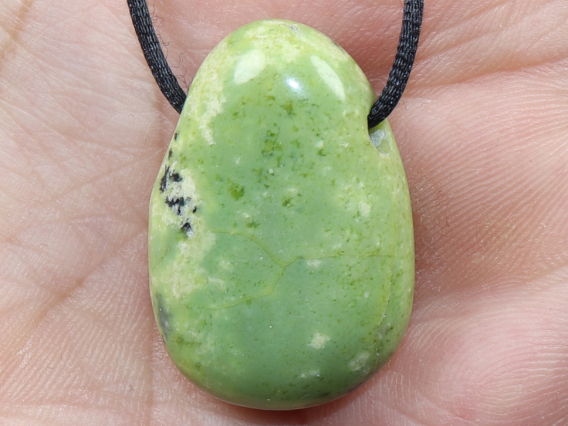chrysoprase with cord or silver 925