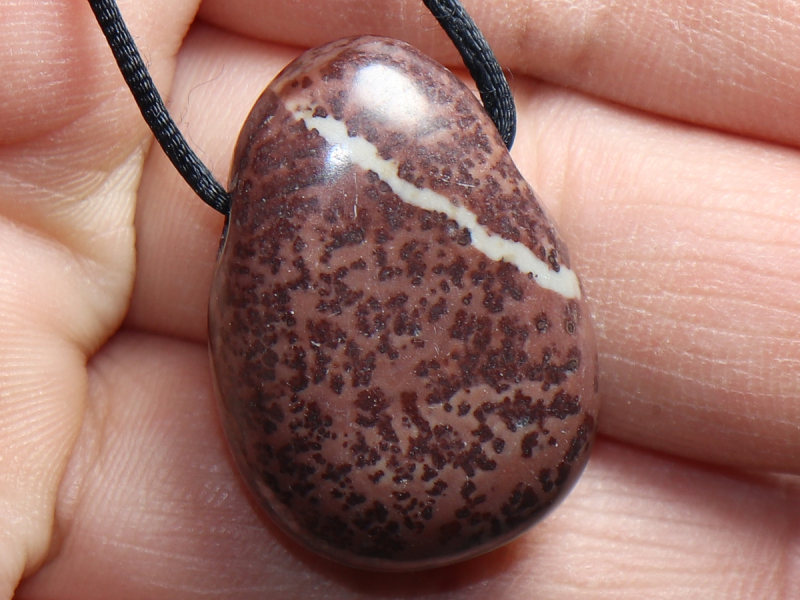 porcellanite with cord or silver 925