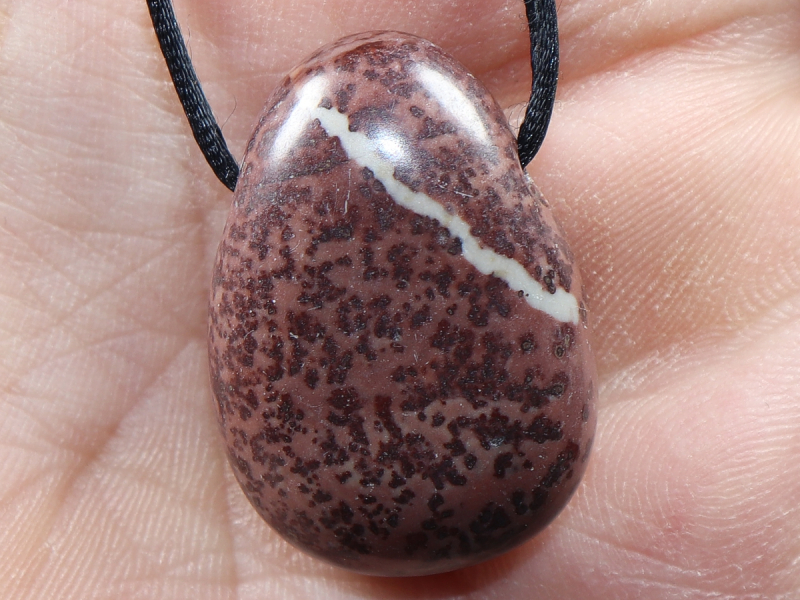 porcellanite with cord or silver 925