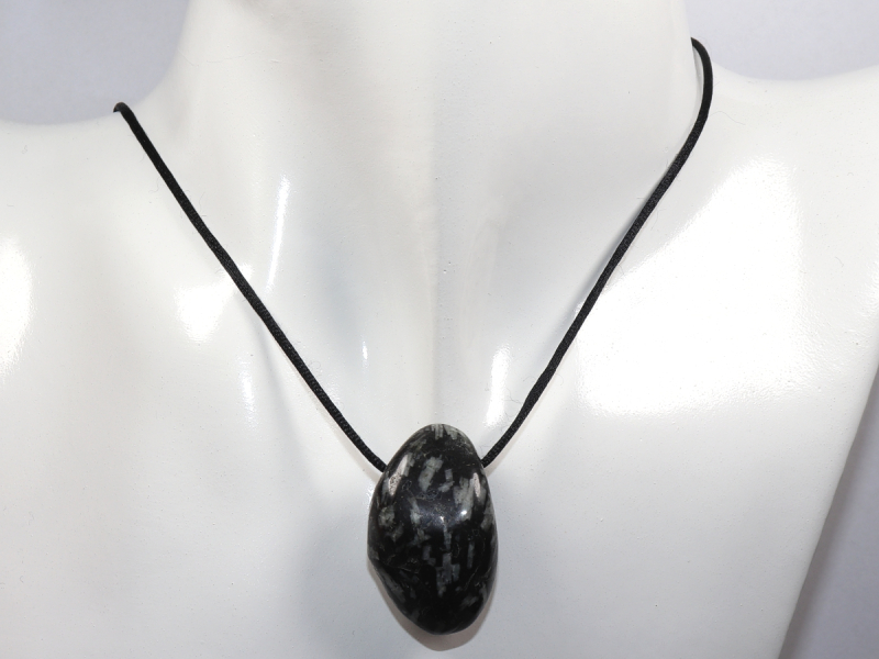 chrysanthemum stone with cord or silver 925