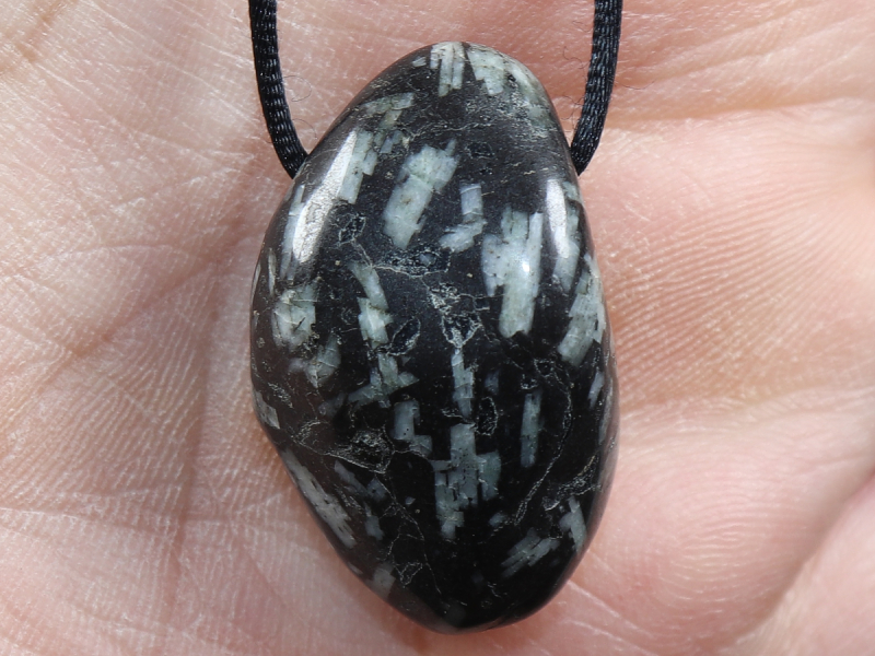 chrysanthemum stone with cord or silver 925