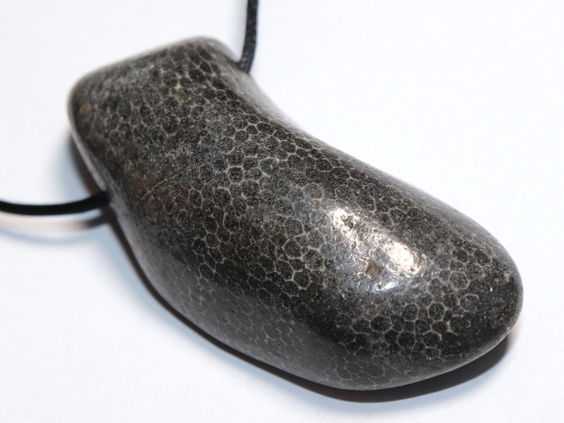 schwarze Koralle mit Band oder Silber 925