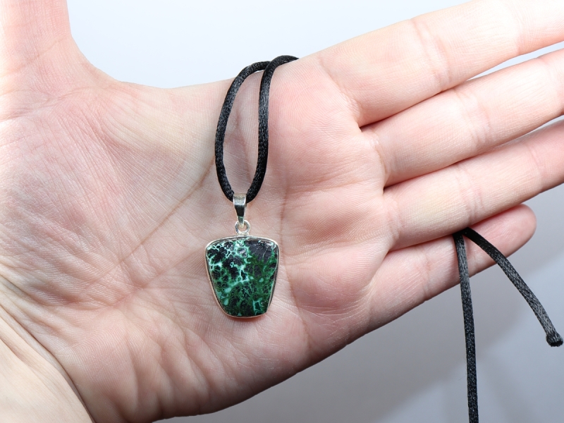 malachite-tenorite with cord or silver 925