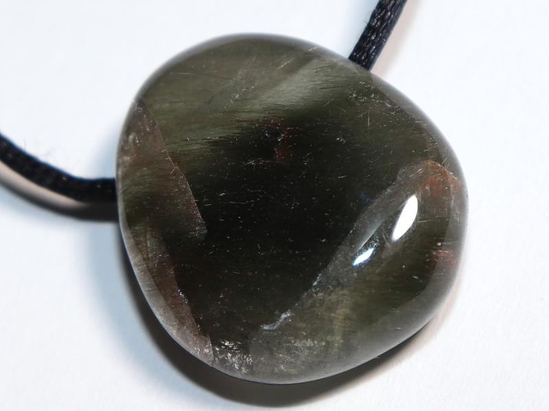 Aktinolithquarz mit Band oder Silber 925