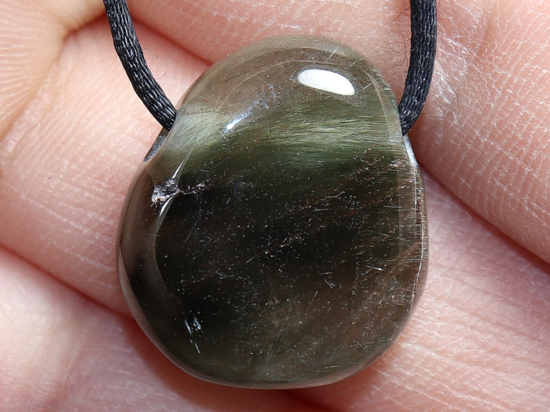 Aktinolithquarz mit Band oder Silber 925