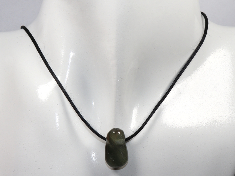 Aktinolithquarz mit Band oder Silber 925