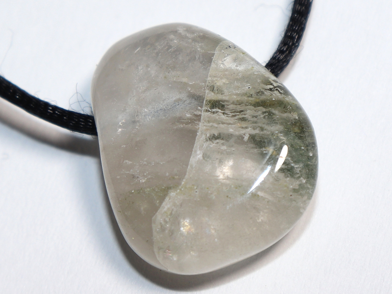 Aktinolithquarz mit Band oder Silber 925