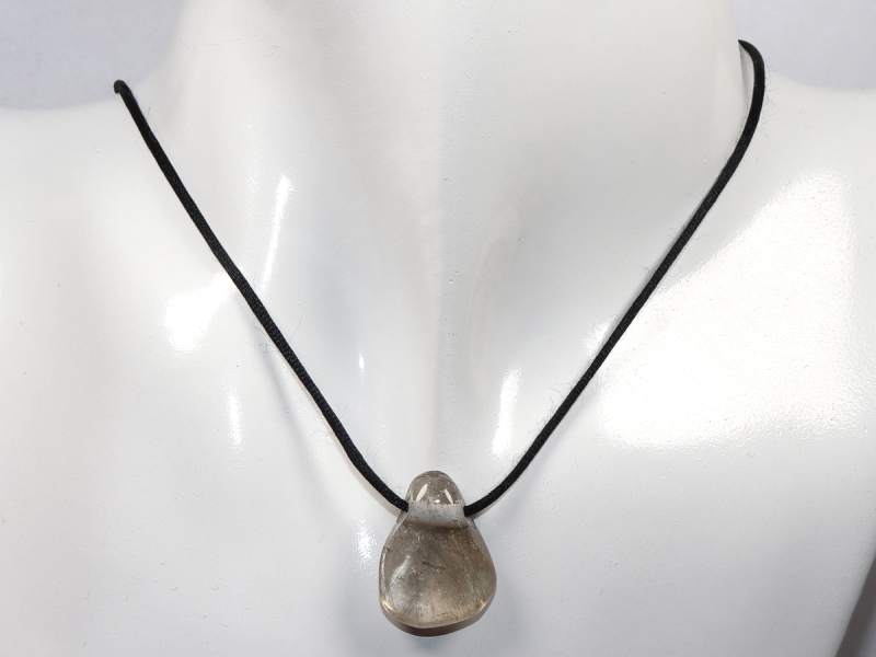 Aktinolithquarz mit Band oder Silber 925