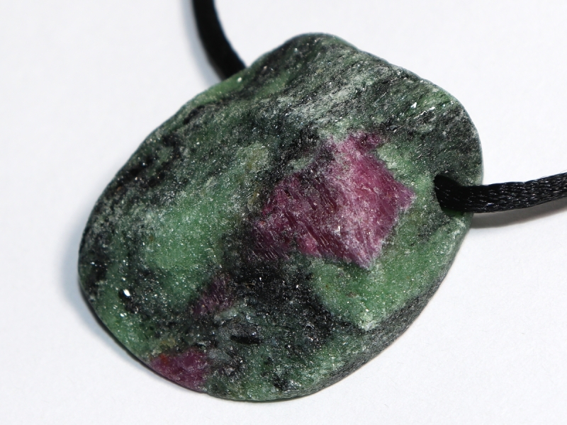 ruby in zoisite with cord or silver 925
