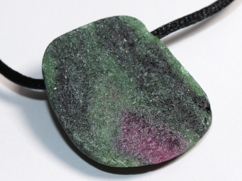ruby in zoisite with cord or silver 925
