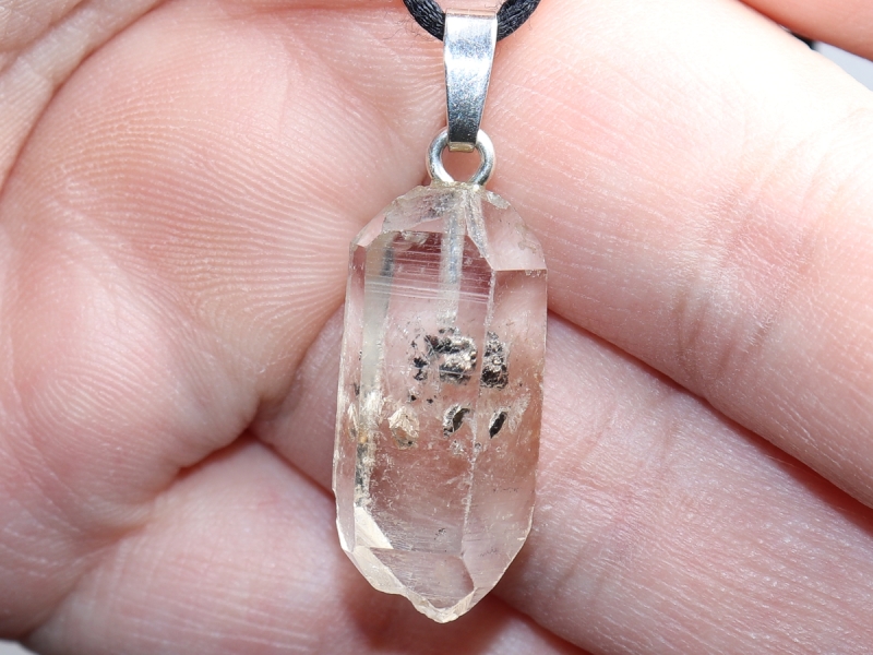 rock crystal with bitumen with cord or silver 925