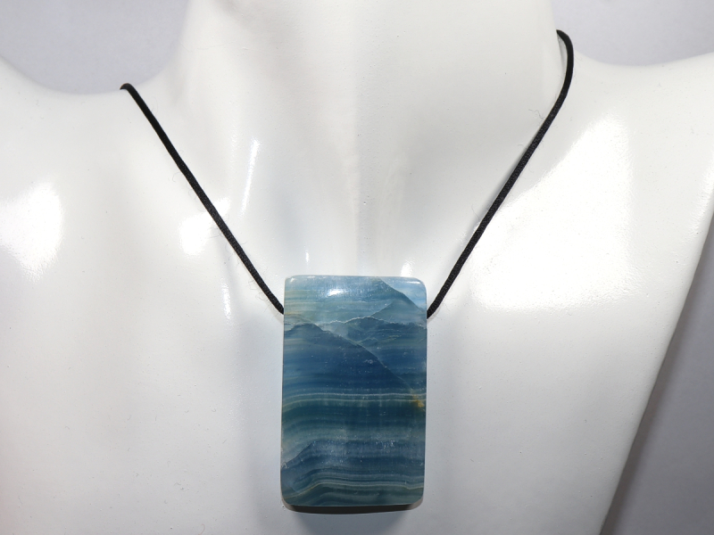 blauer Aragonit mit Nylonband