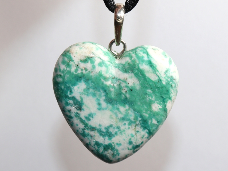 malachite in dolomite with cord or silver 925