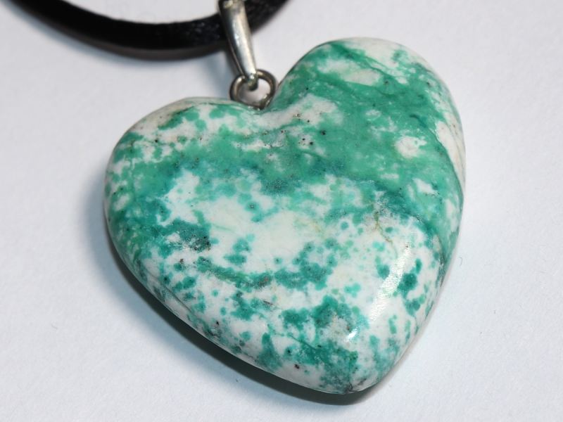 malachite in dolomite with cord or silver 925