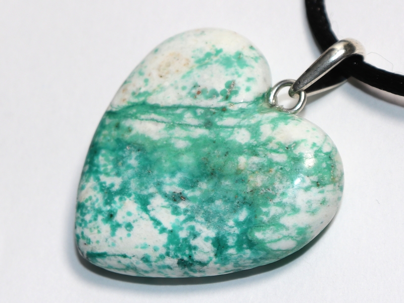 malachite in dolomite with cord or silver 925