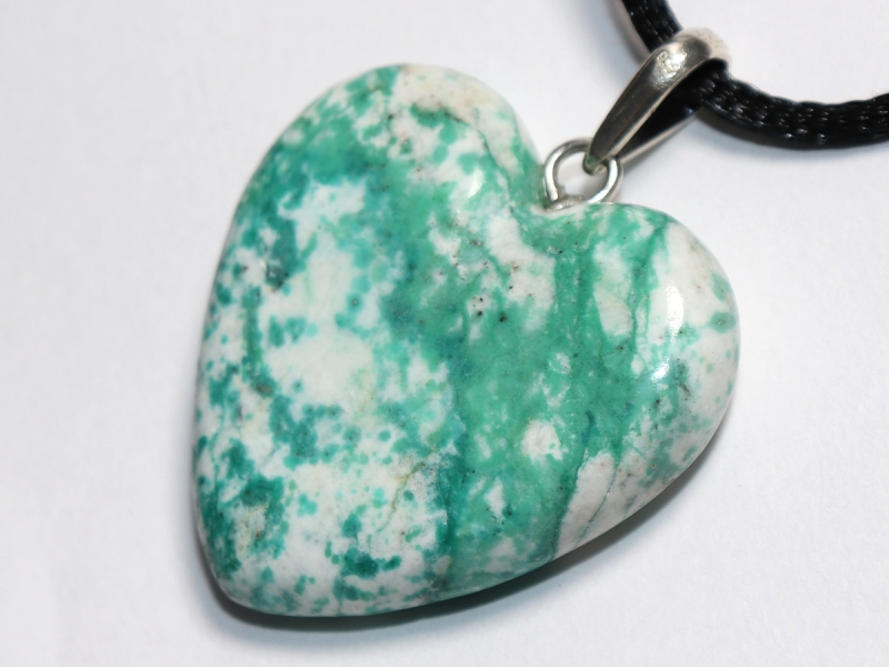 malachite in dolomite with cord or silver 925