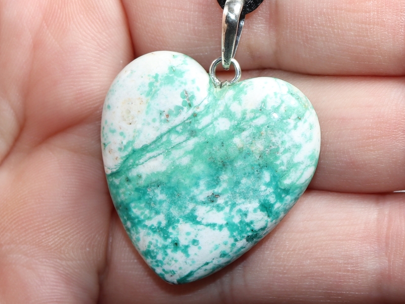 malachite in dolomite with cord or silver 925