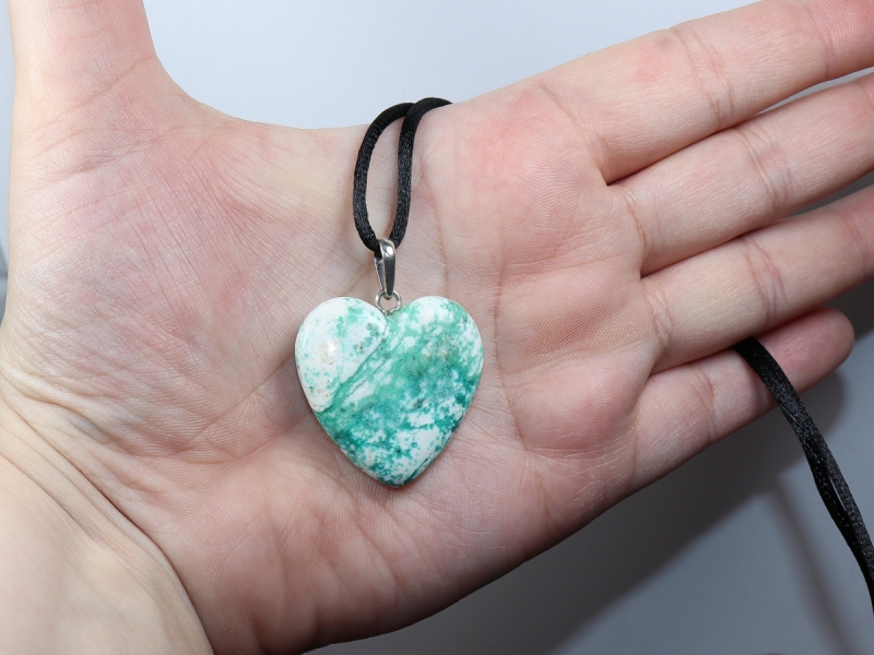 malachite in dolomite with cord or silver 925