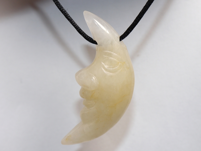 aragonite with with cord or silver 925