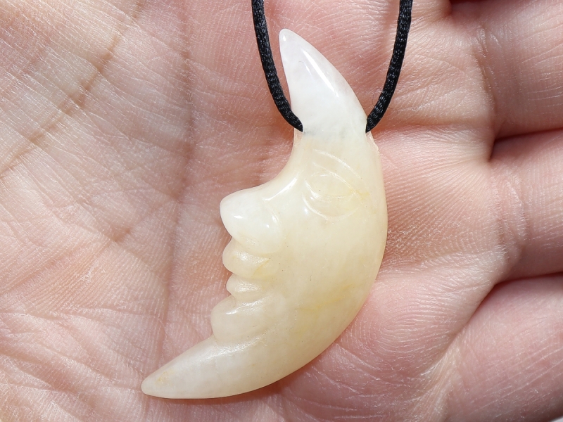 aragonite with with cord or silver 925