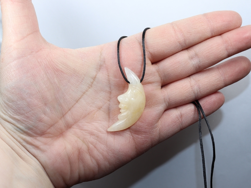 aragonite with with cord or silver 925