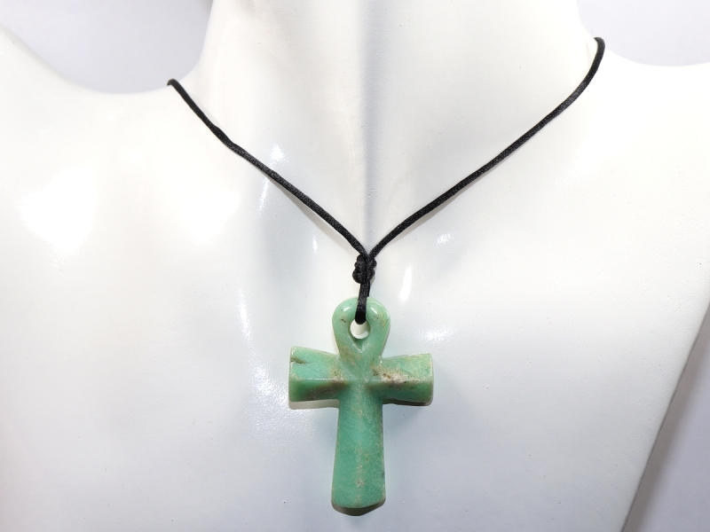 chrysoprase with cord