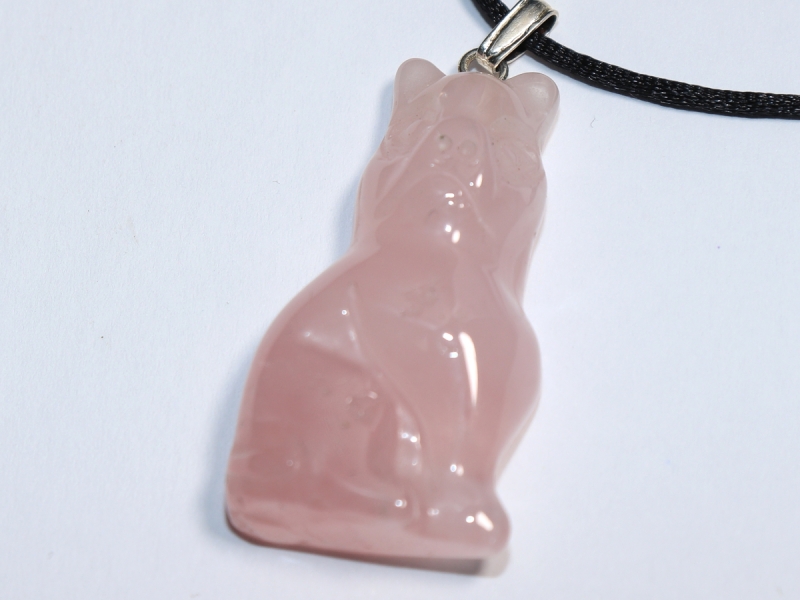 rose quartz with cord or silver 925