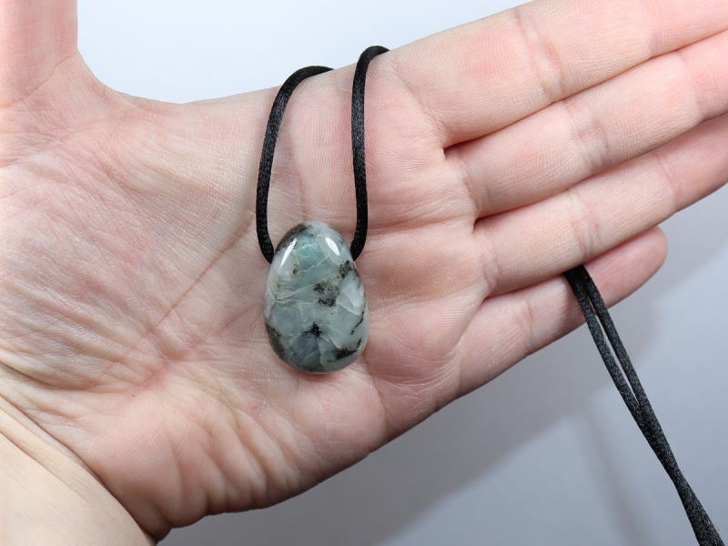 emerald with cord or silver 925