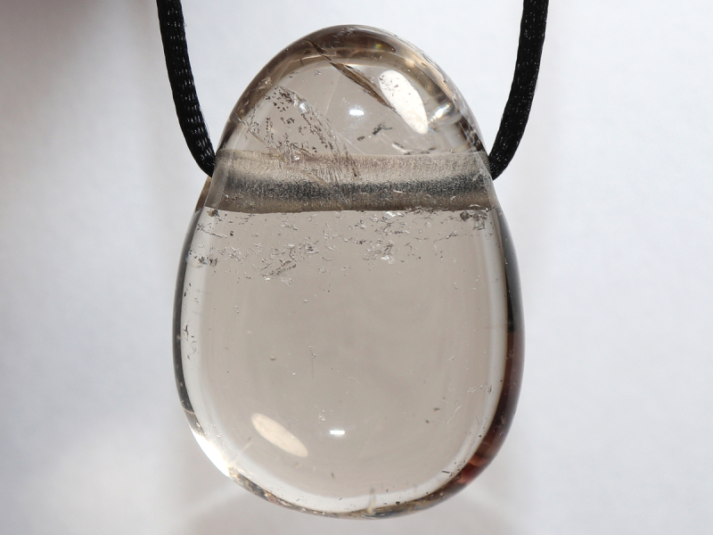Rauchquarz mit Band oder Silber 925