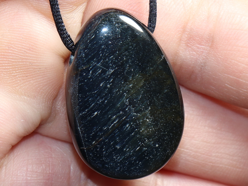 hawks eye with cord or silver 925