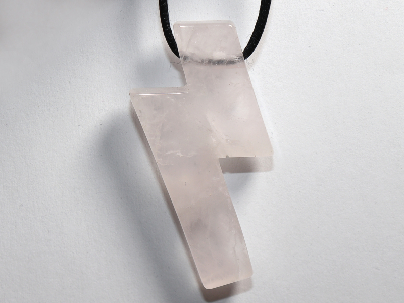 rose quartz with cord or silver 925