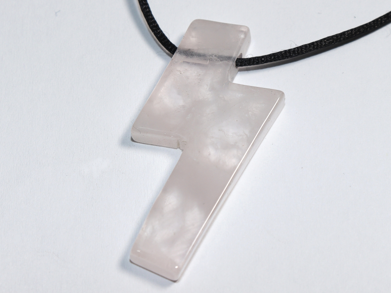 rose quartz with cord or silver 925