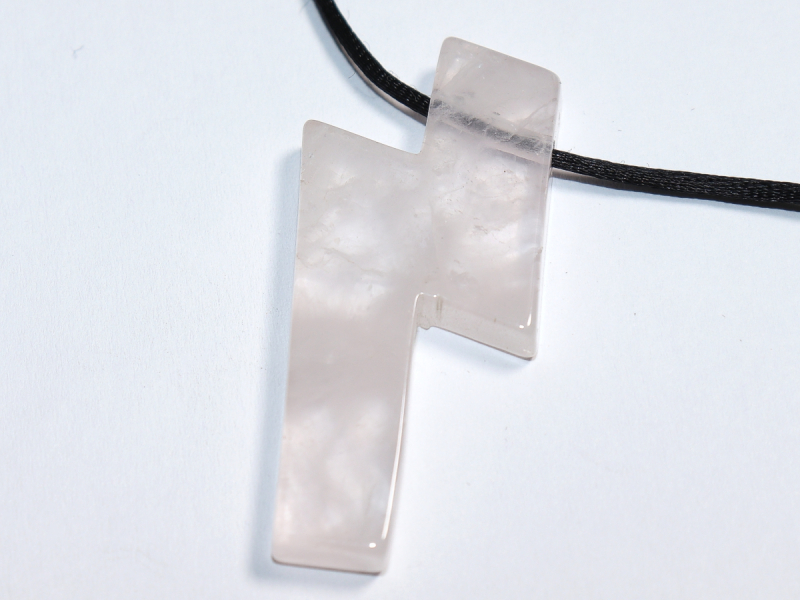 rose quartz with cord or silver 925