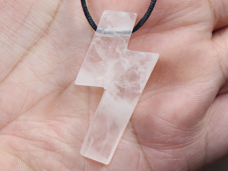 rose quartz with cord or silver 925
