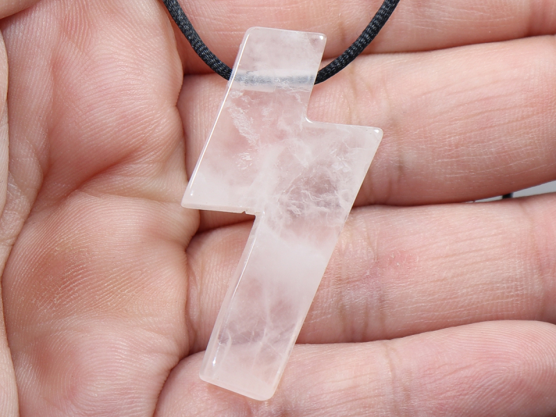 rose quartz with cord or silver 925