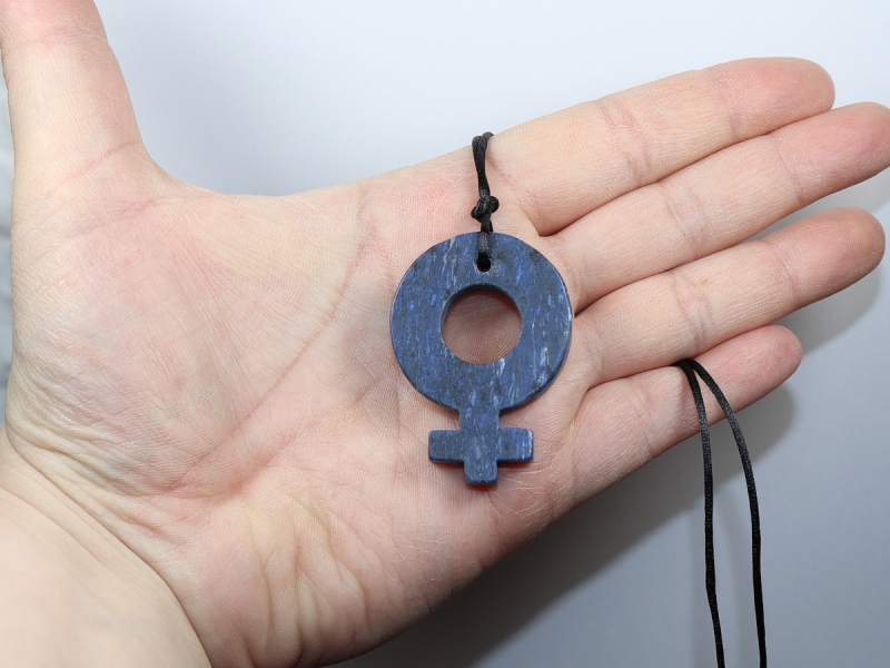 dumortierite with cord