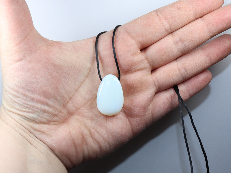 opal glass with cord or silver 925