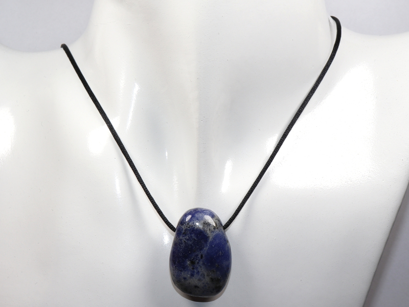 Sodalith mit Band oder Silber 925