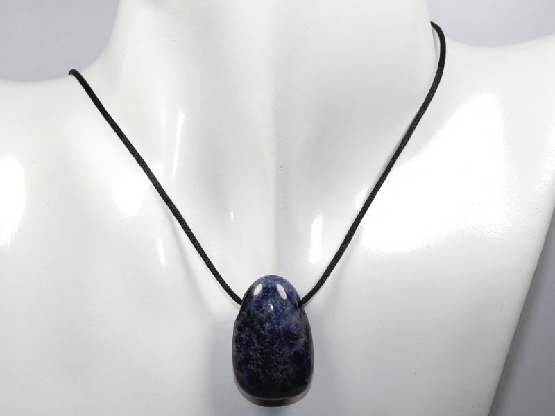 Sodalith mit Band oder Silber 925