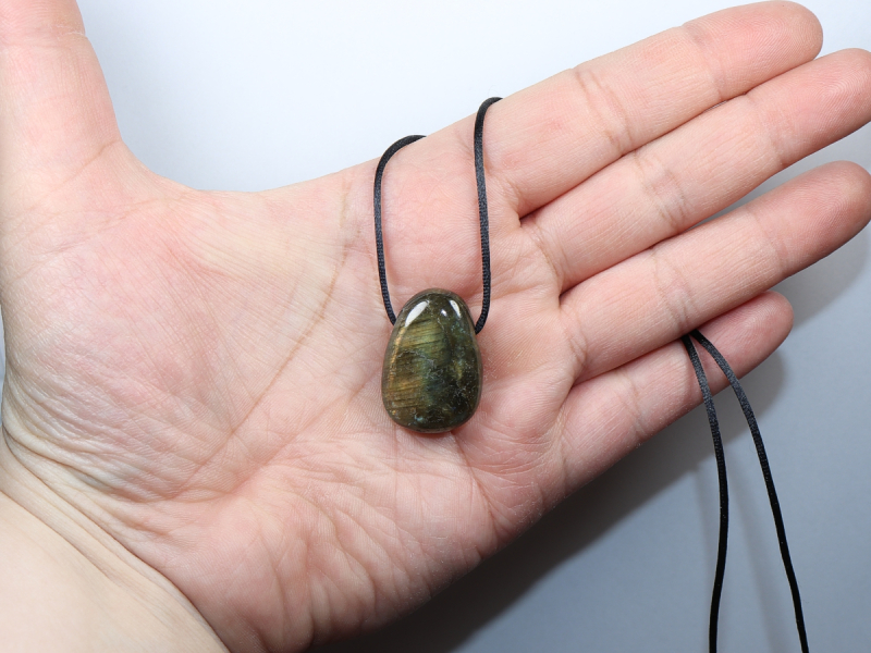 labradorite with cord or silver 925