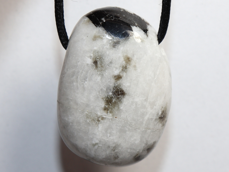 white labradorite with cord or silver 925