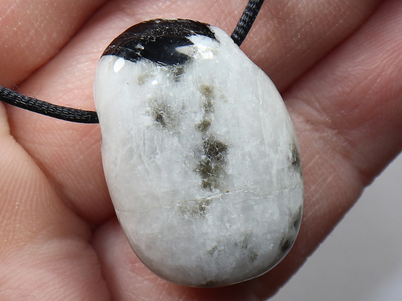 white labradorite with cord or silver 925