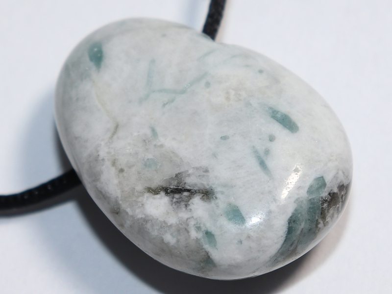 white labradorite with cord or silver 925
