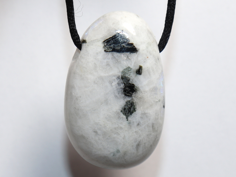 weißer Labradorit mit Band oder Silber 925