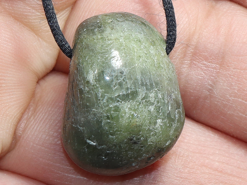 peridot with cord or silver 925