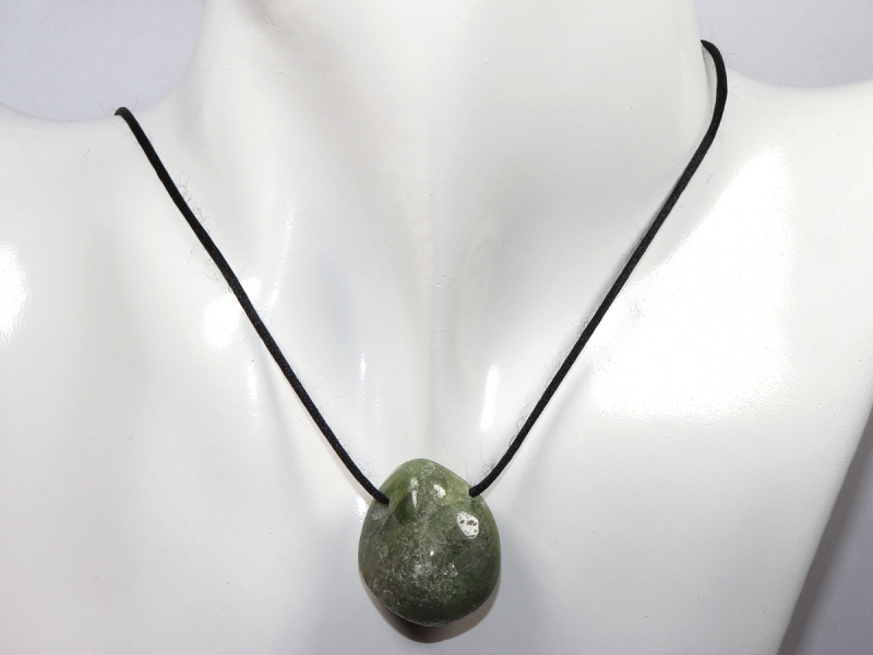 peridot with cord or silver 925