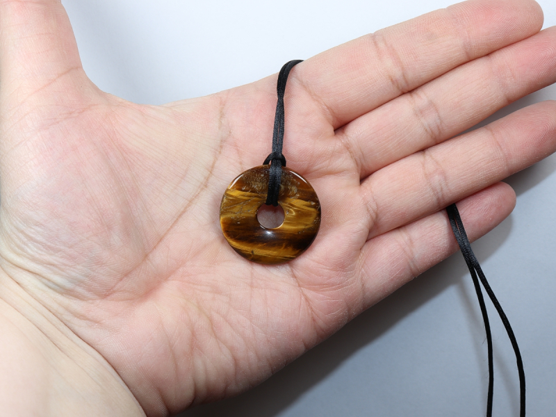 tiger's eye with cord