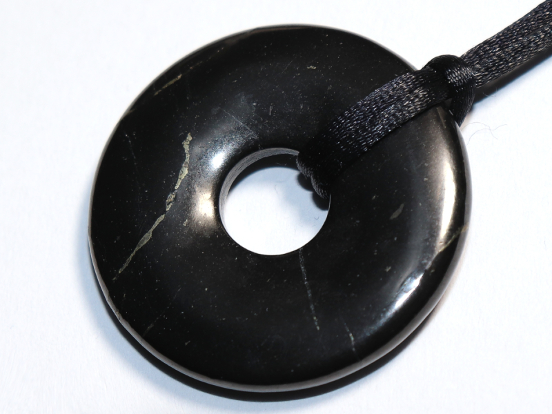 shungite with cord